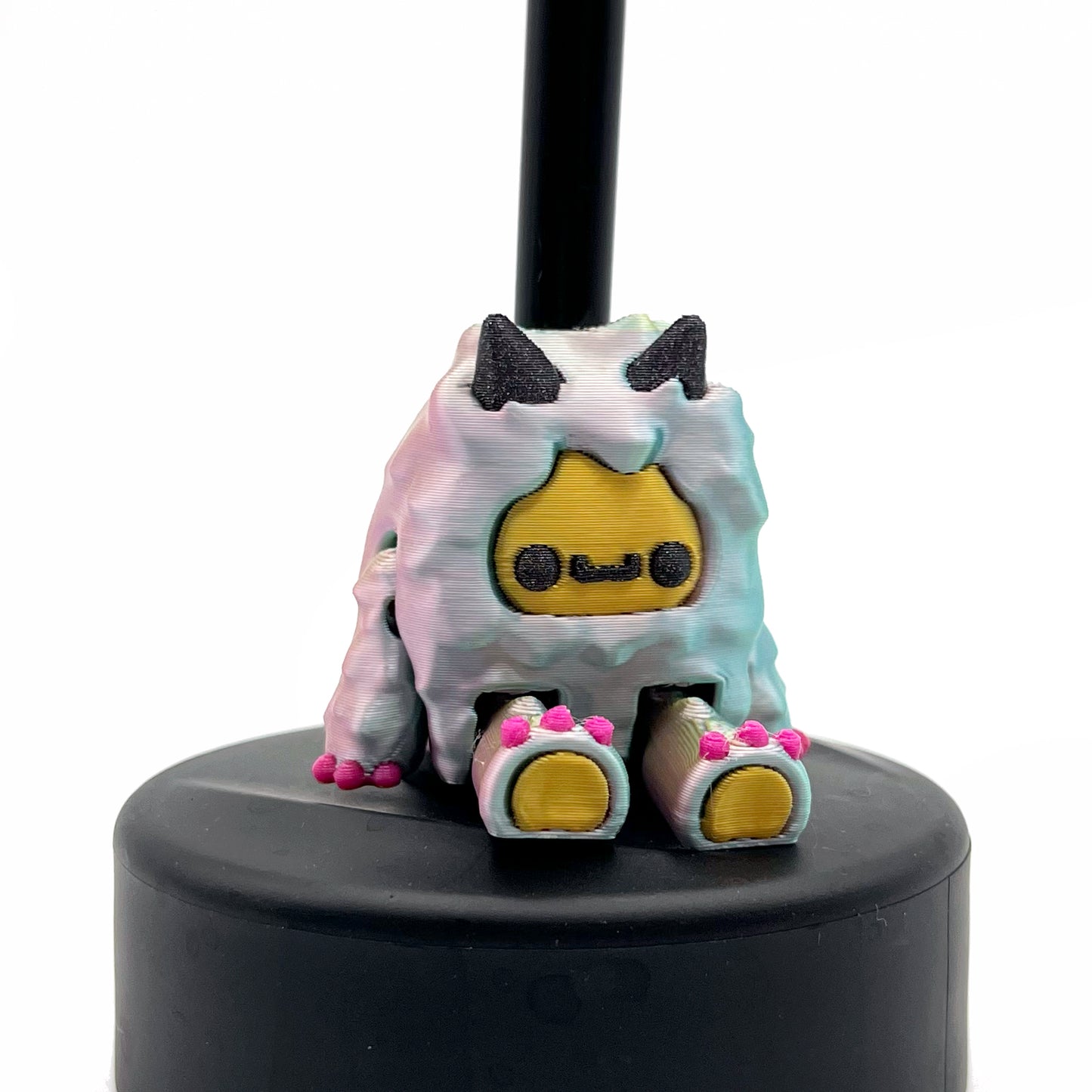 SIP SIDEKICKS - Flurryfoot & Bigfoot - Articulating 3D Printed Animal Figurines  – Adorable 3D Printed Straw Buddy for Tumbler Cups | Collectible Cup Charm