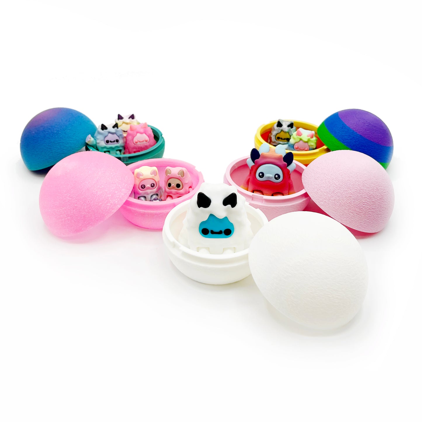 Snowball Container – Exclusive Mystery Cryptid Pack or Empty Display Case by Arcane Layer